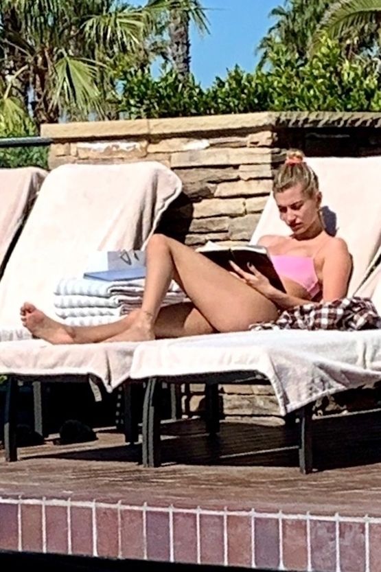 Hailey Baldwin | Celeb Masta 111