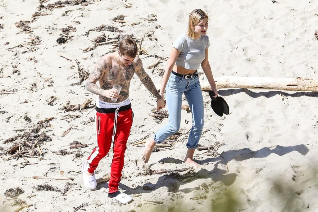 Hailey Baldwin | Celeb Masta 133