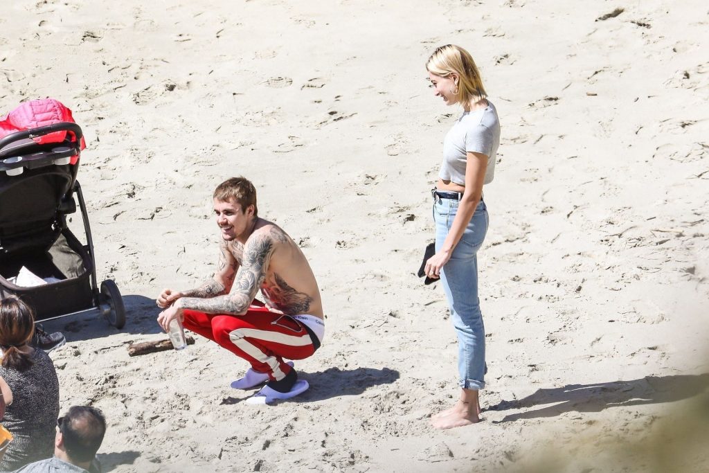 Hailey Baldwin | Celeb Masta 136