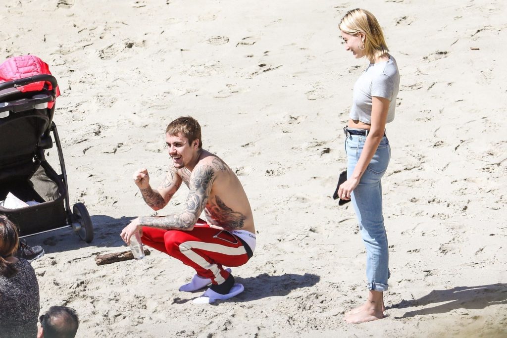 Hailey Baldwin | Celeb Masta 137