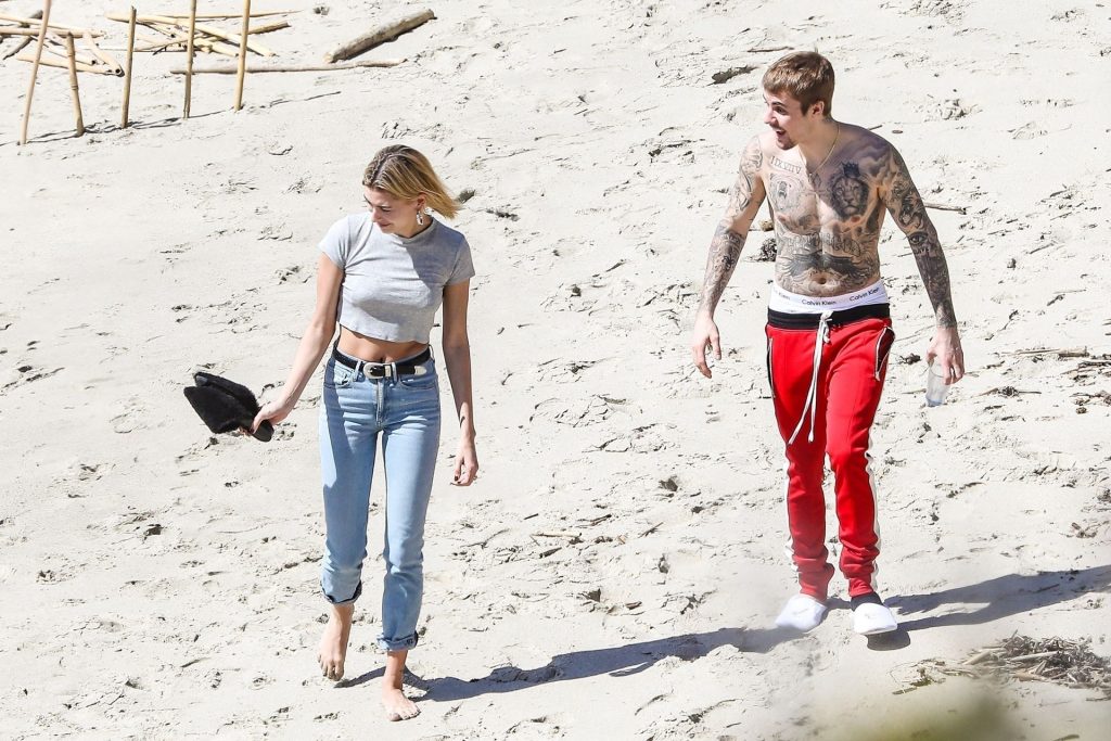 Hailey Baldwin | Celeb Masta 141