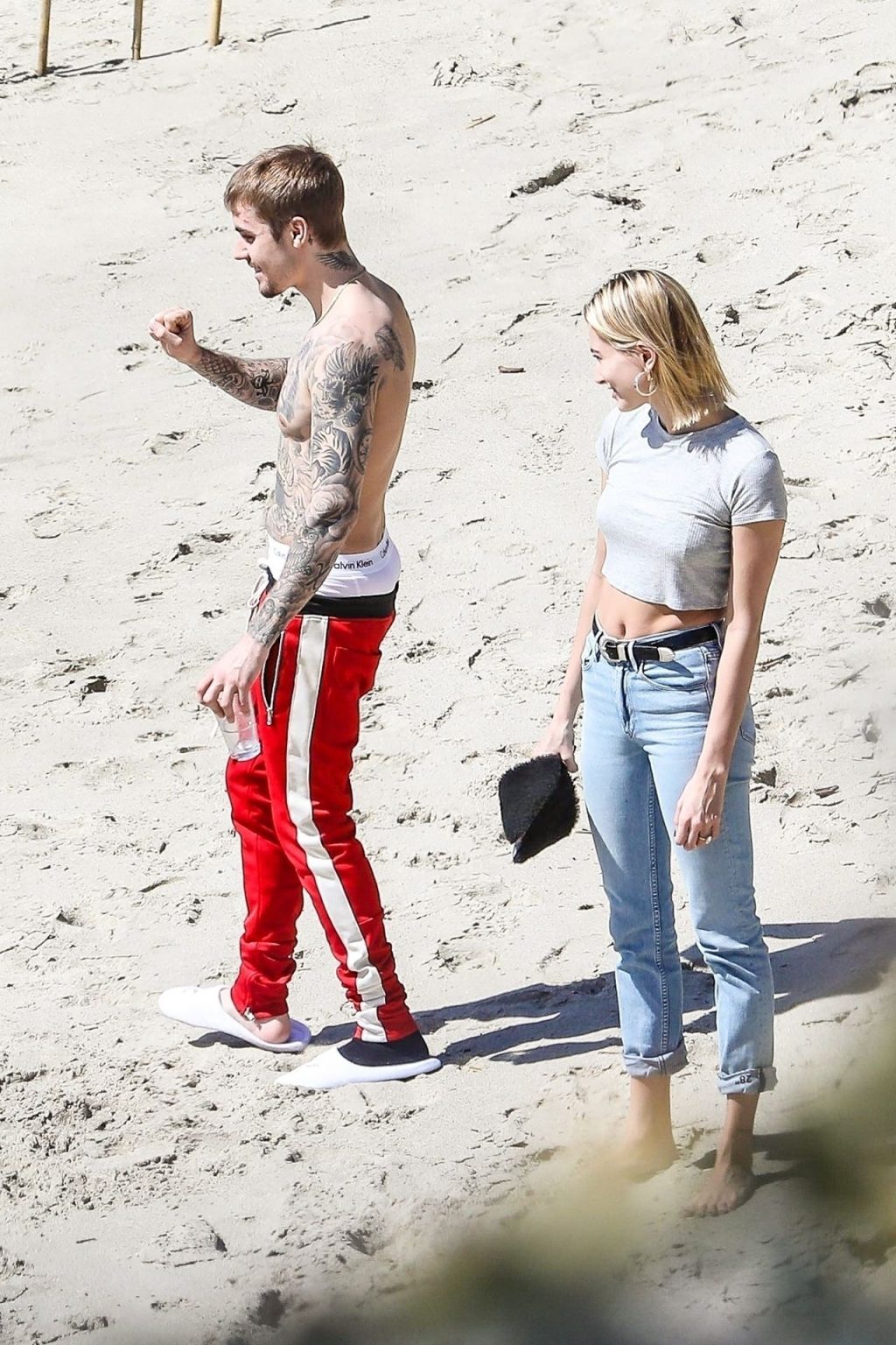 Hailey Baldwin | Celeb Masta 144