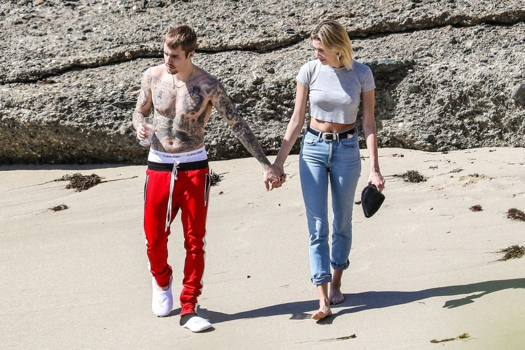 Hailey Baldwin | Celeb Masta 145