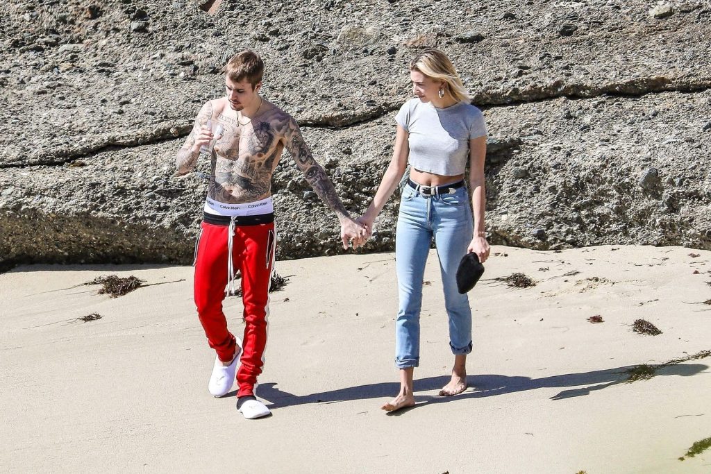 Hailey Baldwin | Celeb Masta 147