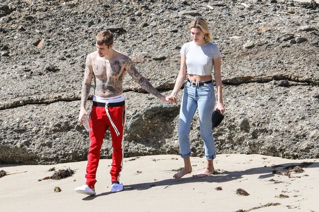 Hailey Baldwin | Celeb Masta 149