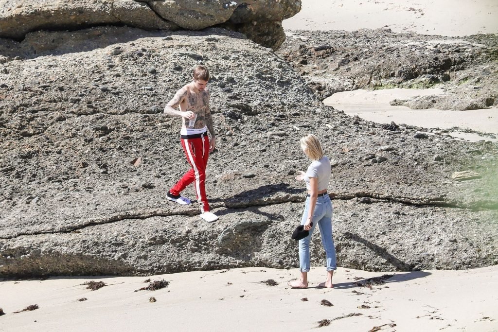 Hailey Baldwin | Celeb Masta 151