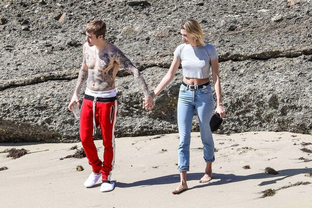 Hailey Baldwin | Celeb Masta 157