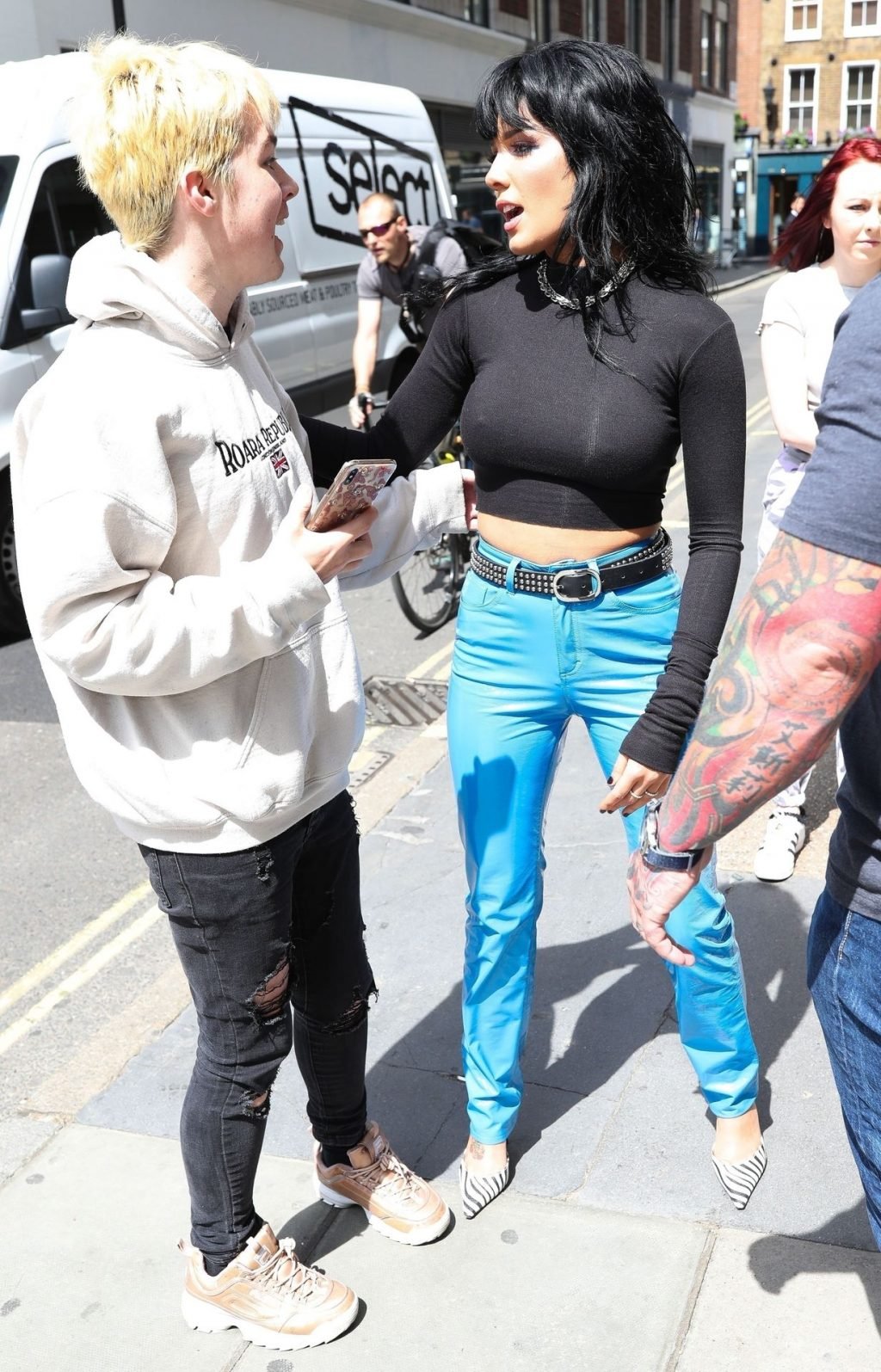 Halsey | Celeb Masta 9