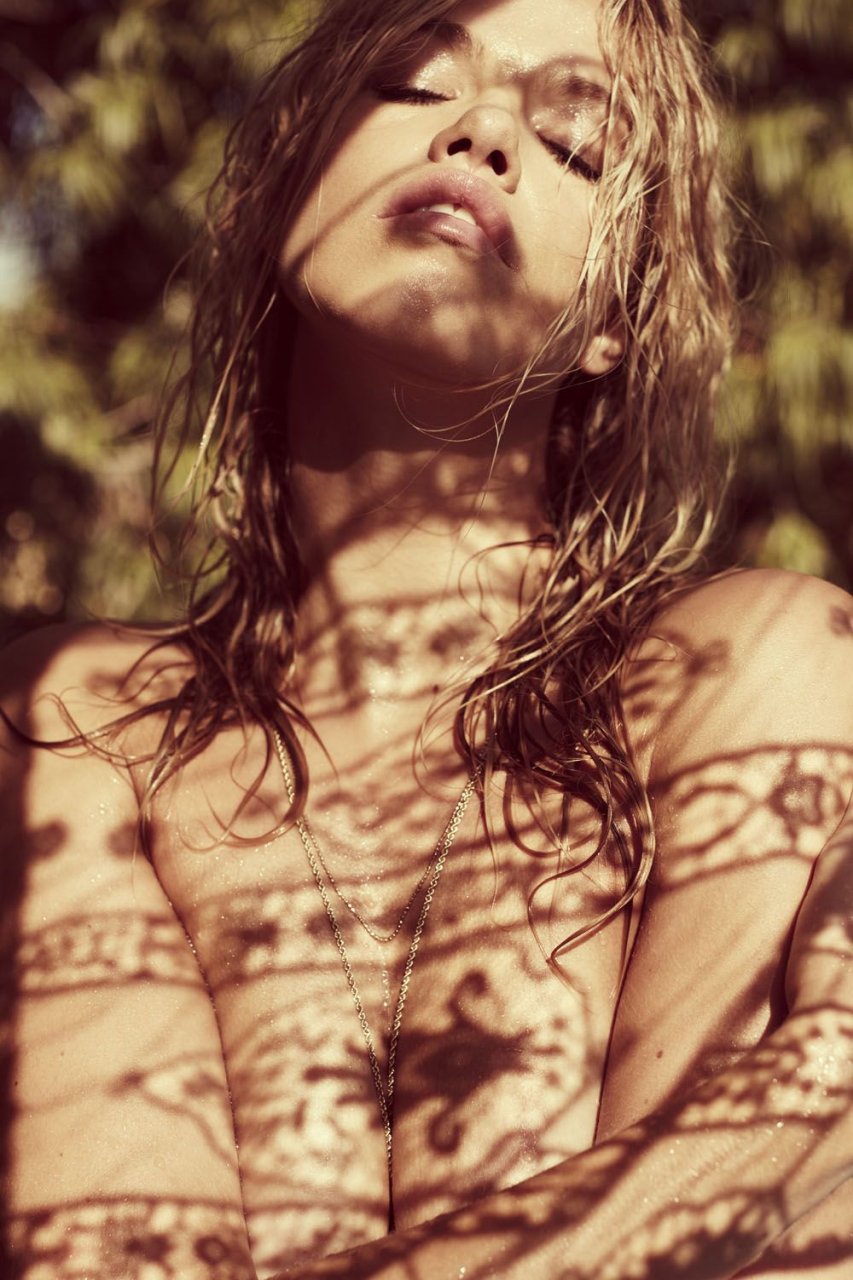 Hailey Clauson | Celeb Masta 4