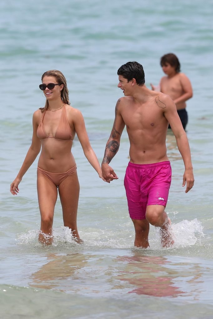 Hailey Clauson | Celeb Masta 110