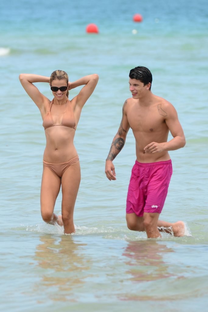 Hailey Clauson | Celeb Masta 130