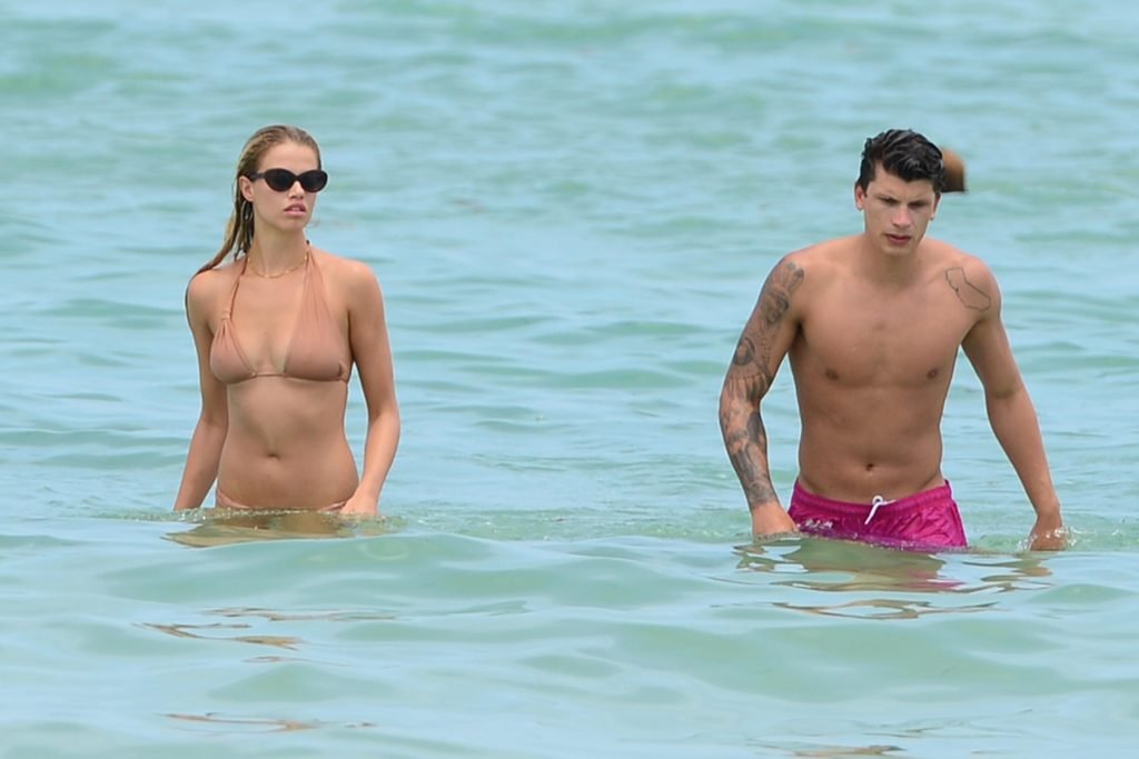 Hailey Clauson | Celeb Masta 140