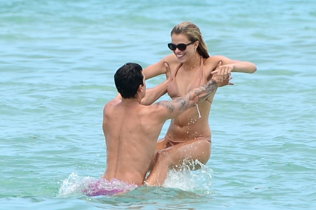 Hailey Clauson | Celeb Masta 144