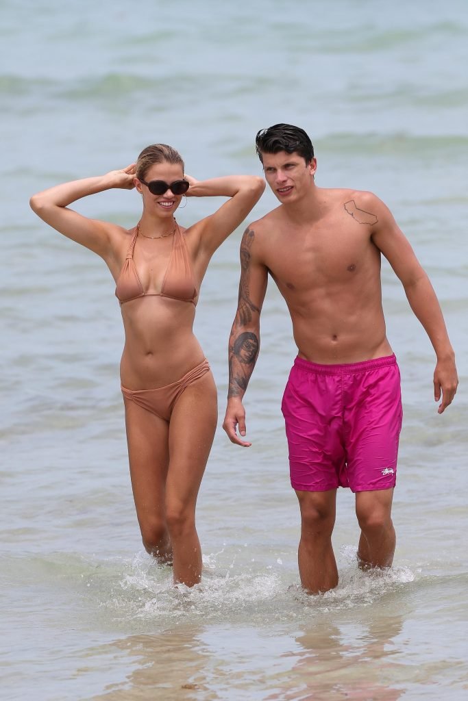 Hailey Clauson | Celeb Masta 104