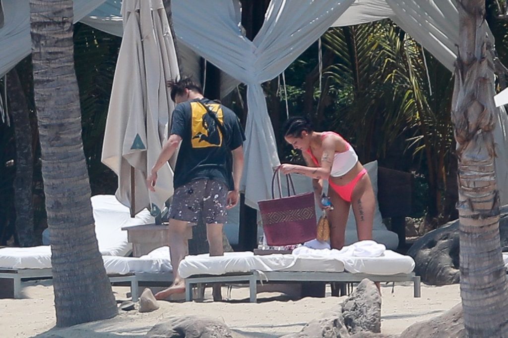 Halsey | Celeb Masta 61