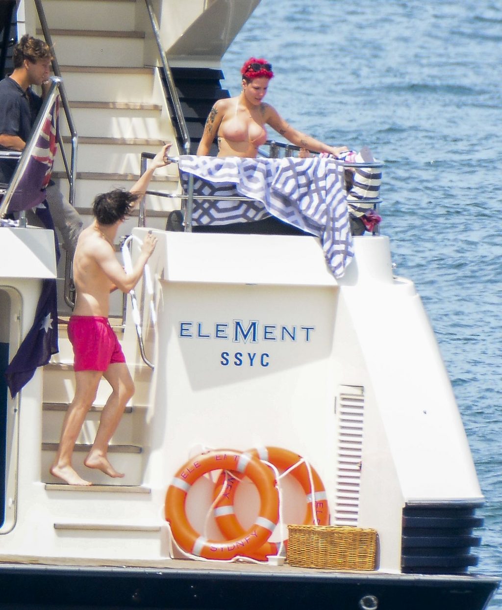 Halsey | Celeb Masta 48