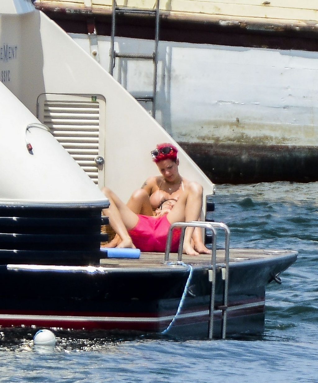 Halsey | Celeb Masta 50