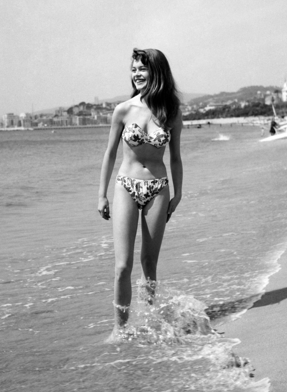 Jane Fonda | Celeb Masta 51