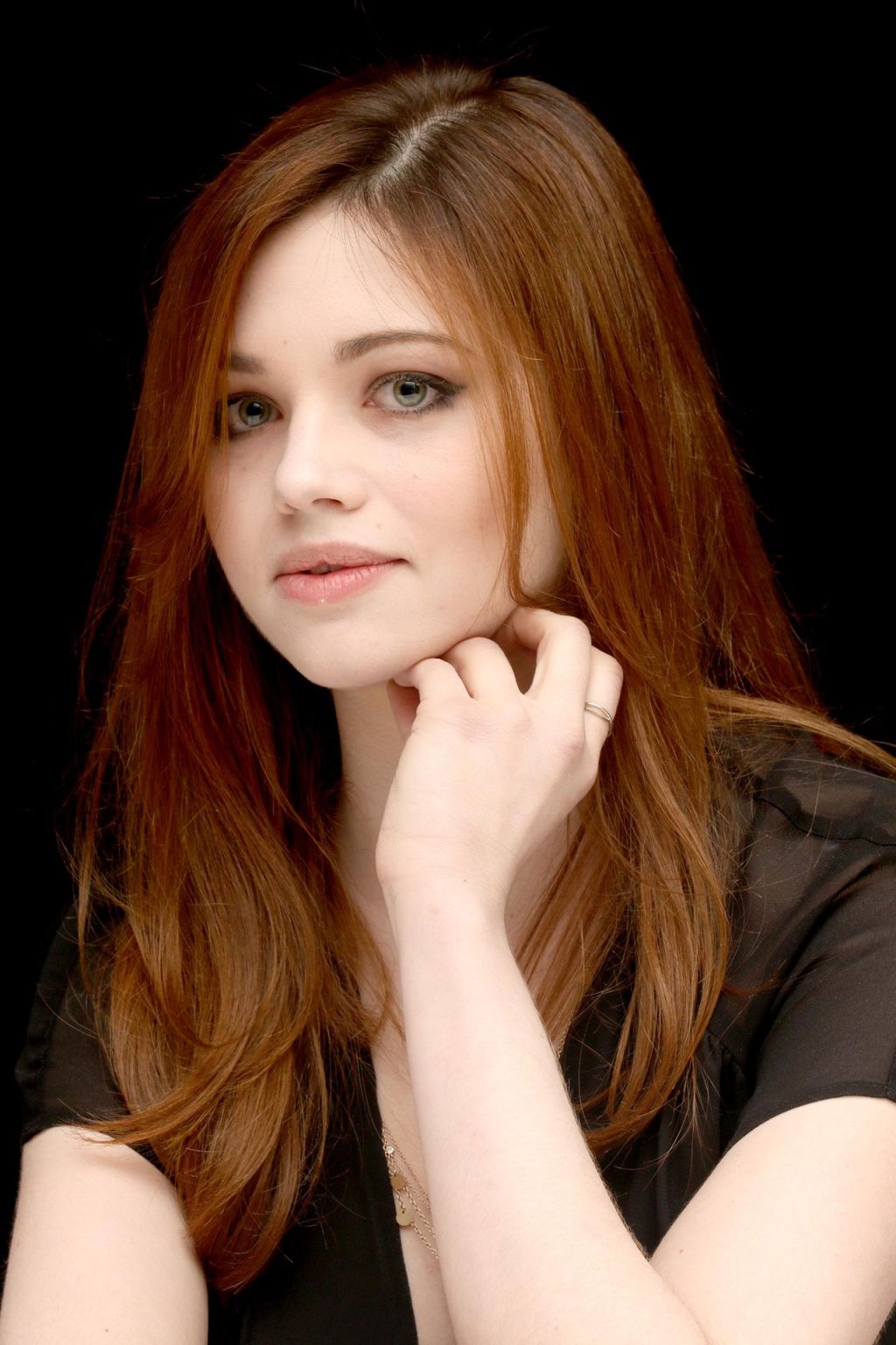 India Eisley | Celeb Masta 16