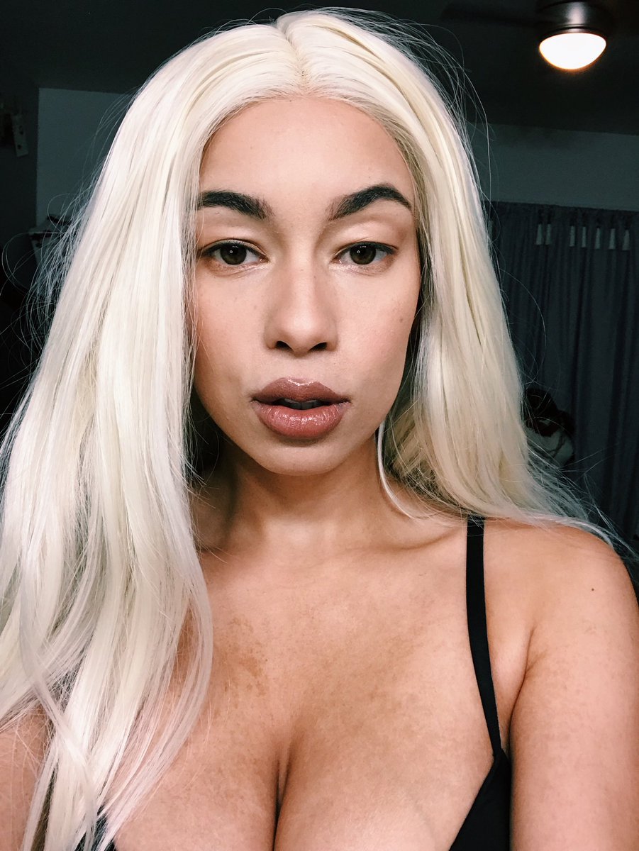 Heather Paige Cohn | Celeb Masta 54