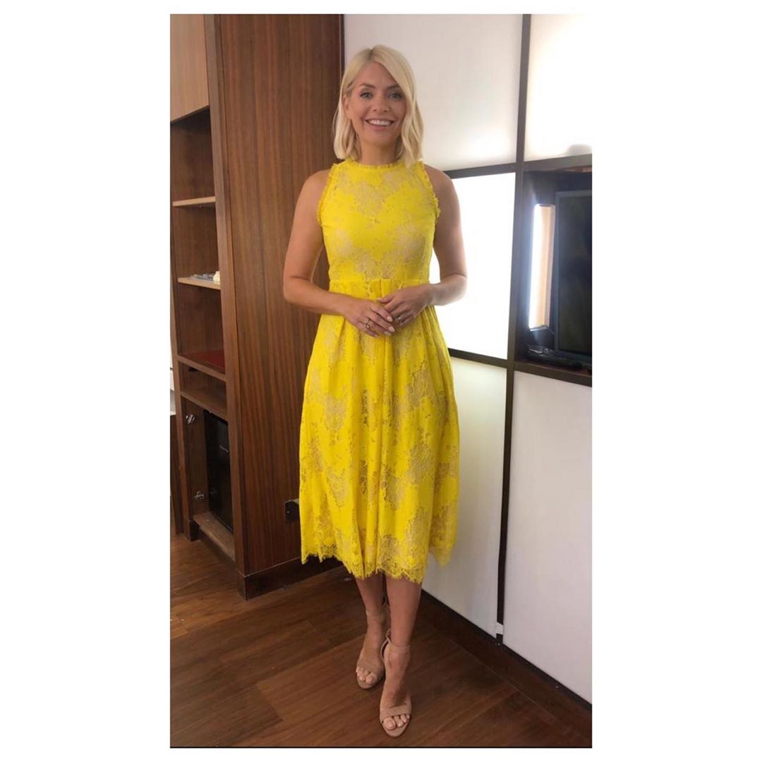 Holly Willoughby | Celeb Masta 37