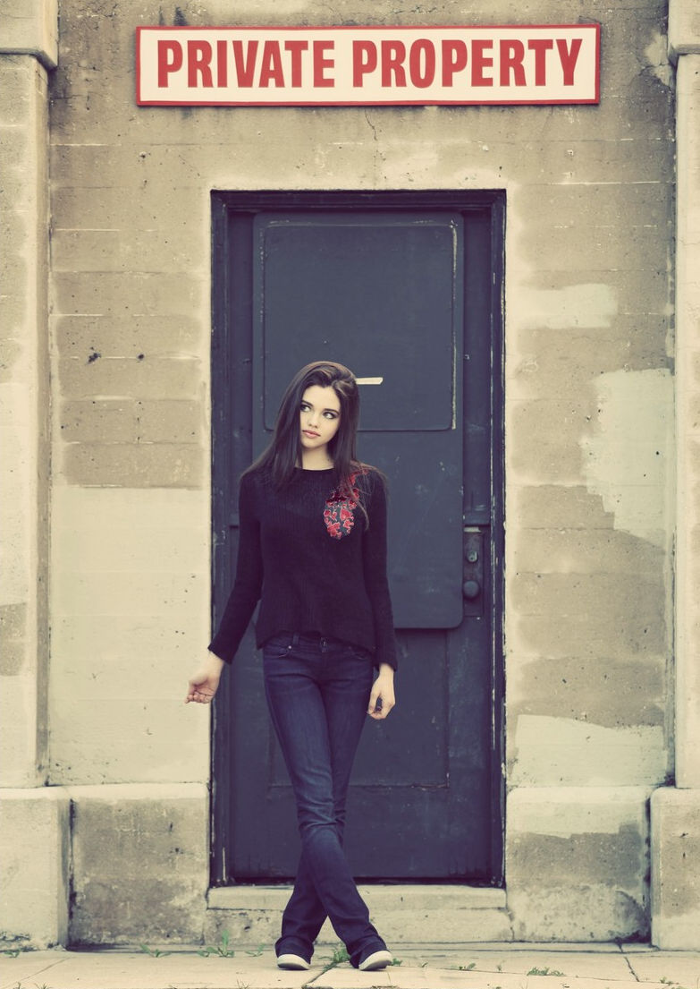 India Eisley | Celeb Masta 77