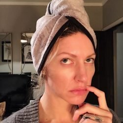 Jes Macallan | Celeb Masta 29