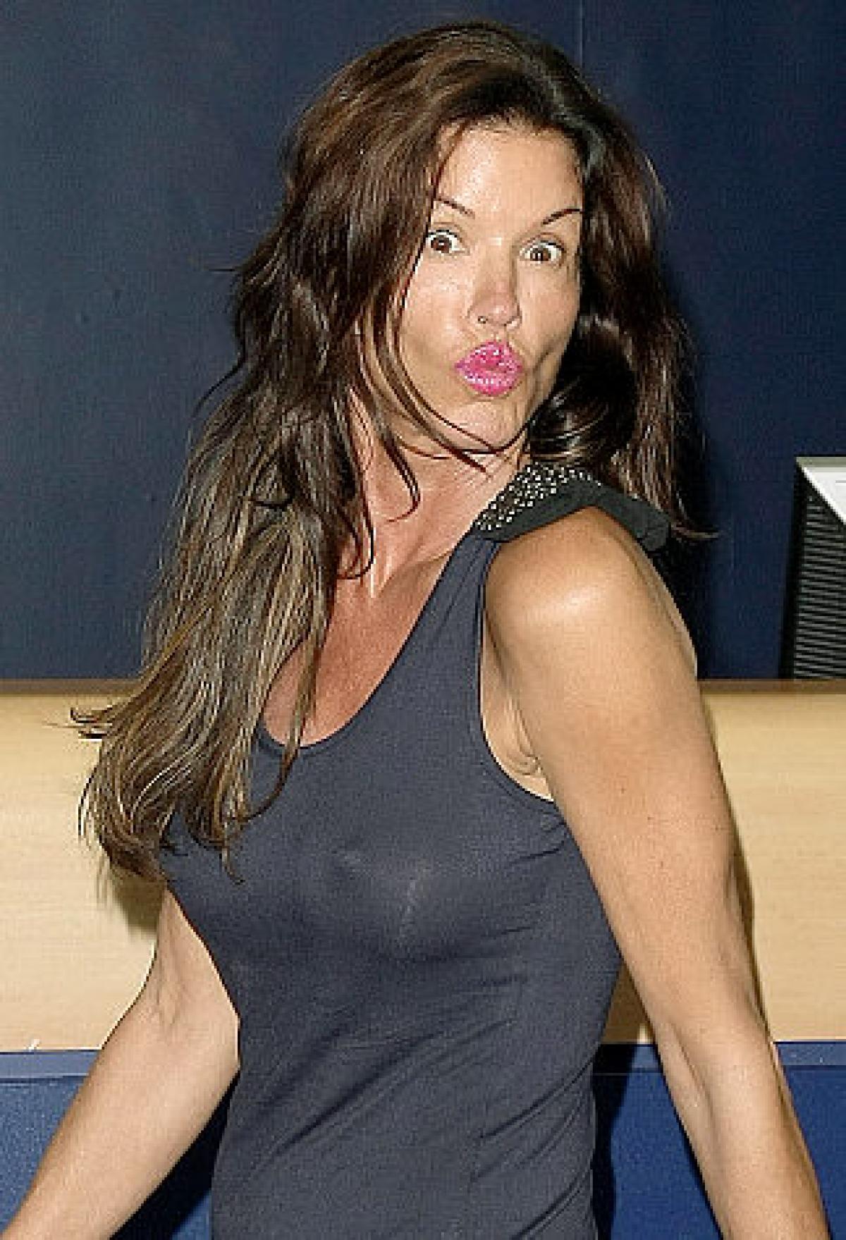 Janice Dickinson | Celeb Masta 17