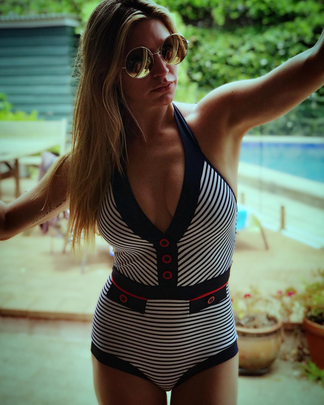 Jes Macallan | Celeb Masta 10