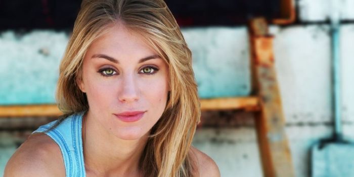 Jennifer Holland | Celeb Masta 41