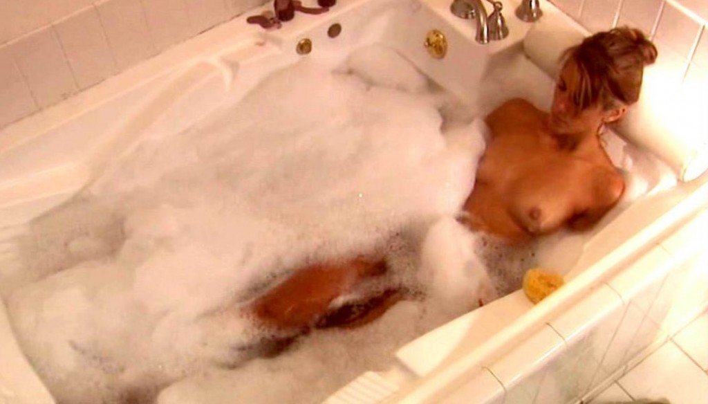 Jenna Lewis | Celeb Masta 17