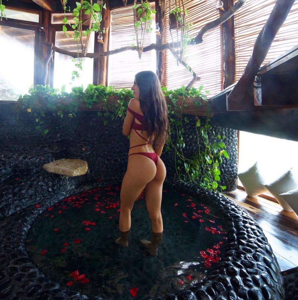 Jen Selter | Celeb Masta 105