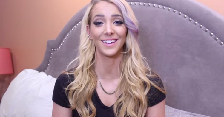 Jenna Marbles | Celeb Masta 33