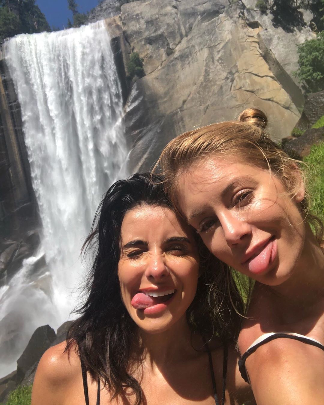 Jennifer Holland | Celeb Masta 39