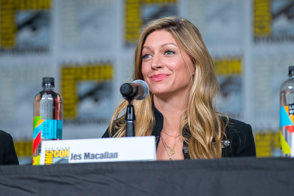 Jes Macallan | Celeb Masta 36