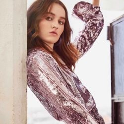 Kaitlyn Dever | Celeb Masta 38