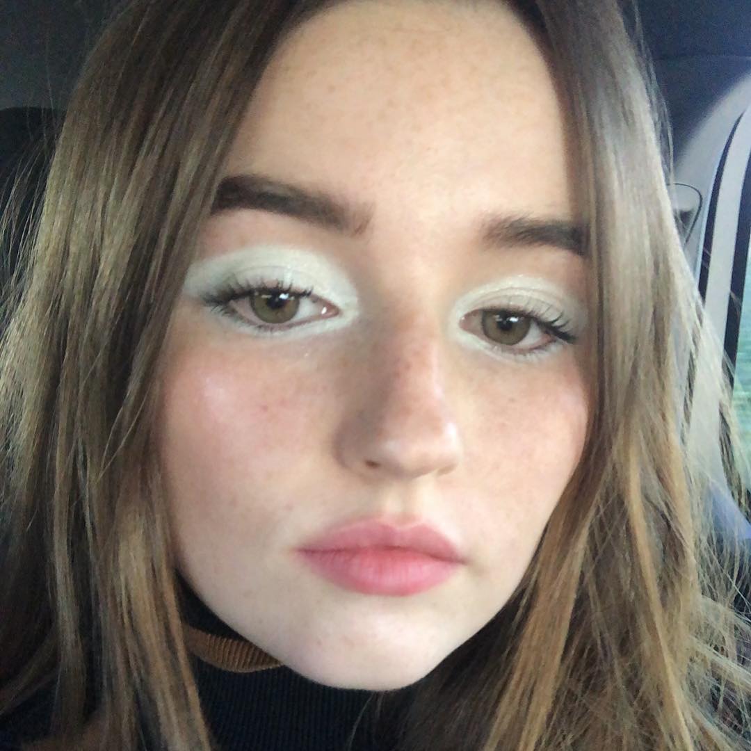 Kaitlyn Dever | Celeb Masta 21