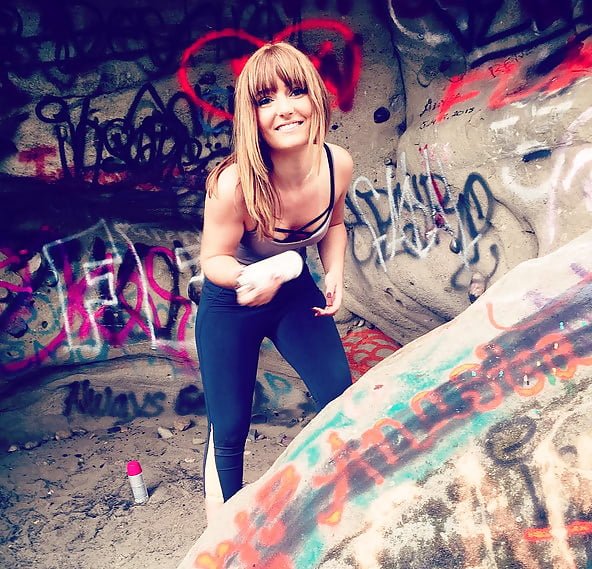 Christina Robinson | Celeb Masta 42