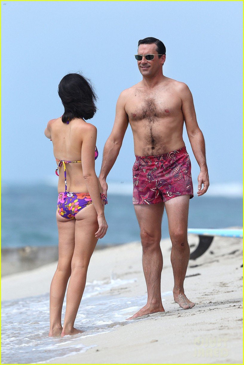 Jessica Pare | Celeb Masta 23