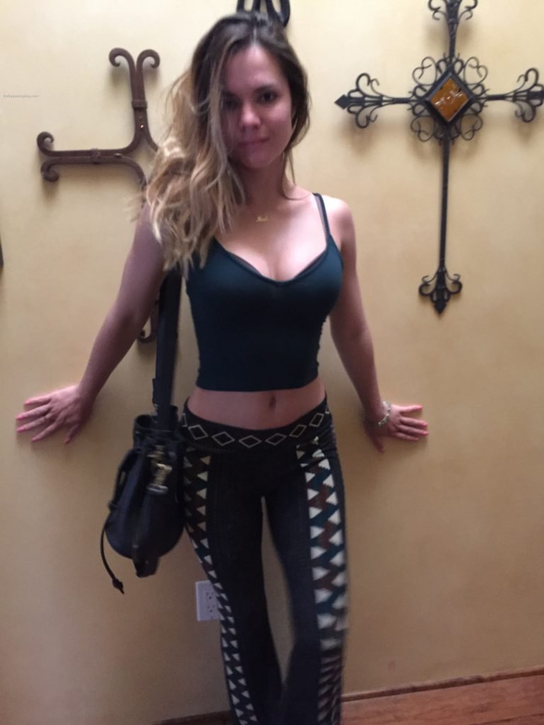 Kaili Thorne | Celeb Masta 1