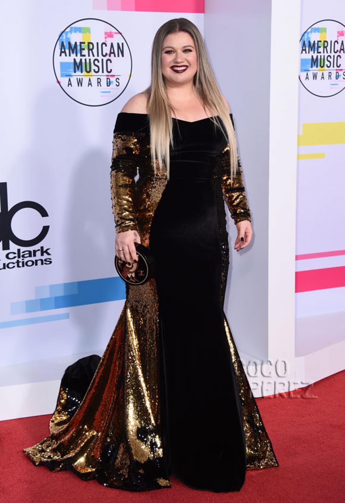 Kelly Clarkson | Celeb Masta 20