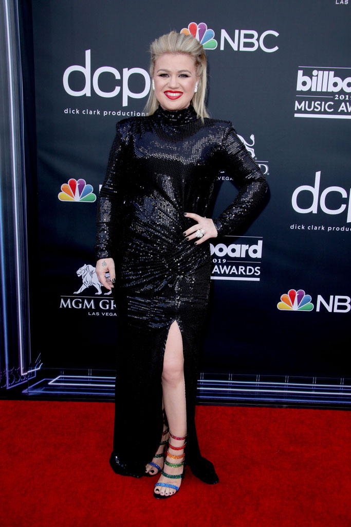 Kelly Clarkson | Celeb Masta 21