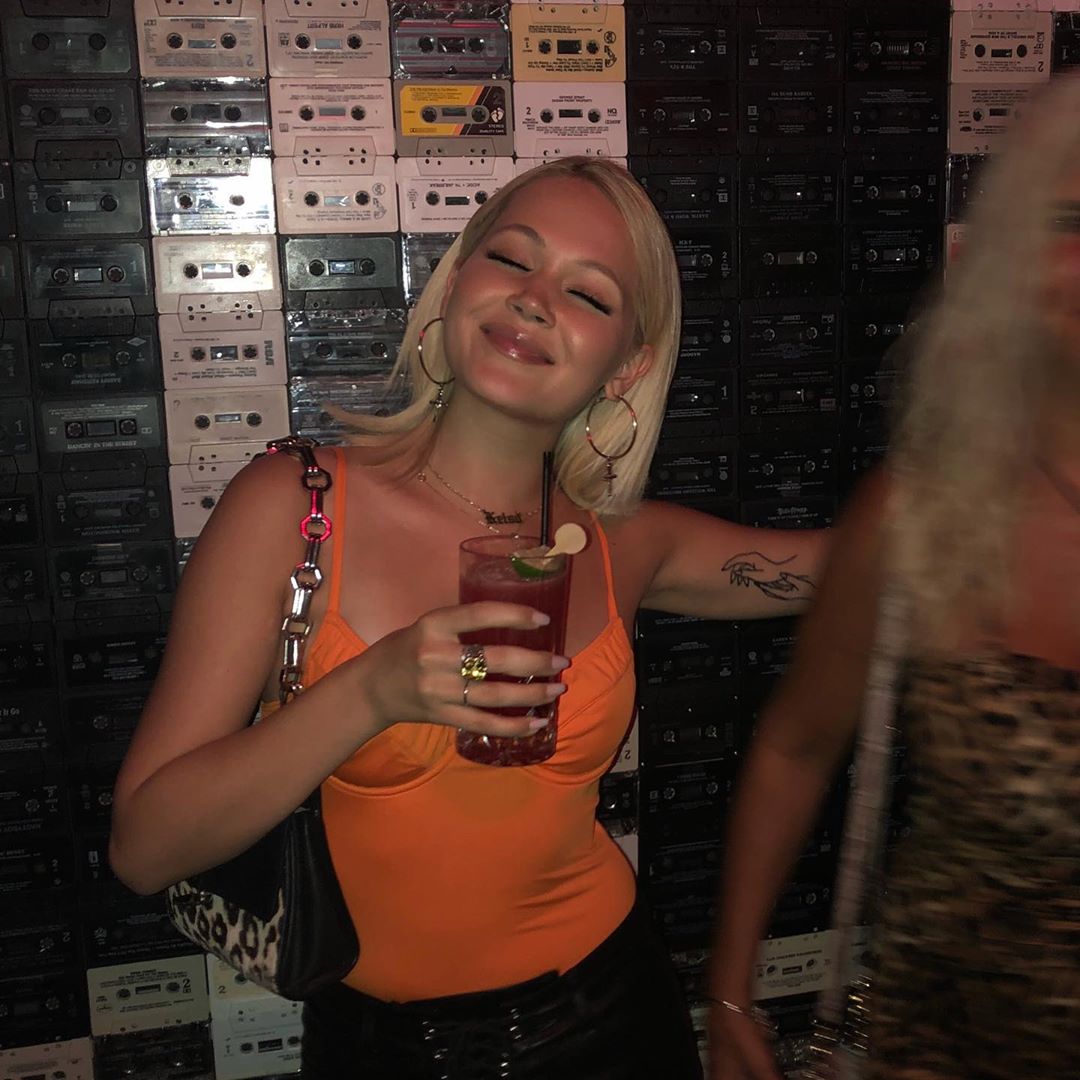 Kelli Berglund | Celeb Masta 68