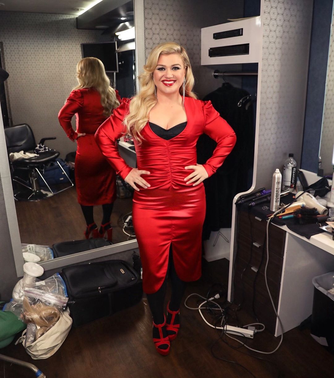 Kelly Clarkson | Celeb Masta 58