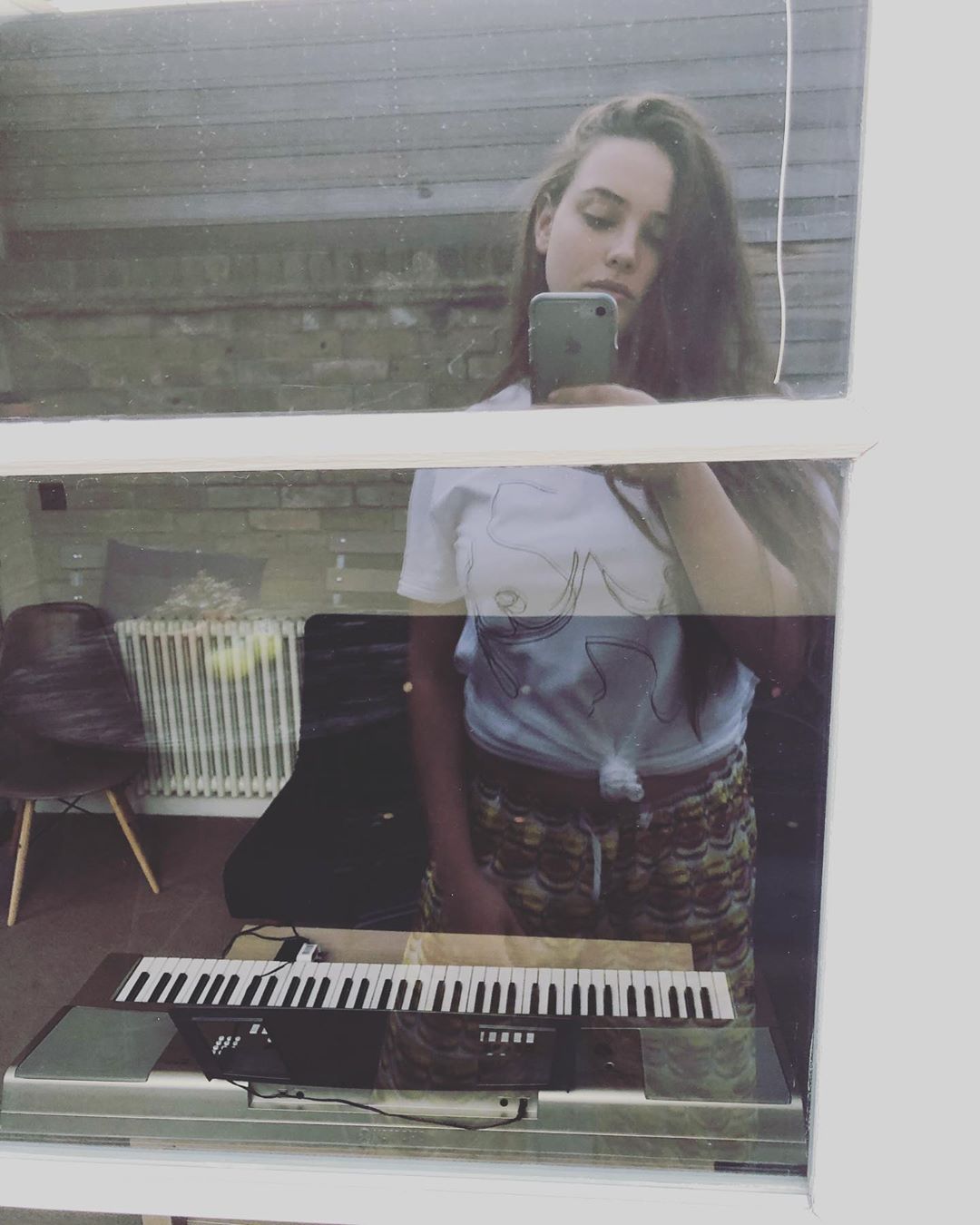 Katherine Langford | Celeb Masta 31