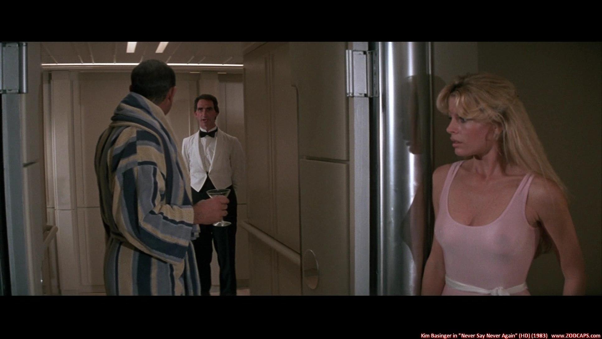 Kim Basinger | Celeb Masta 24