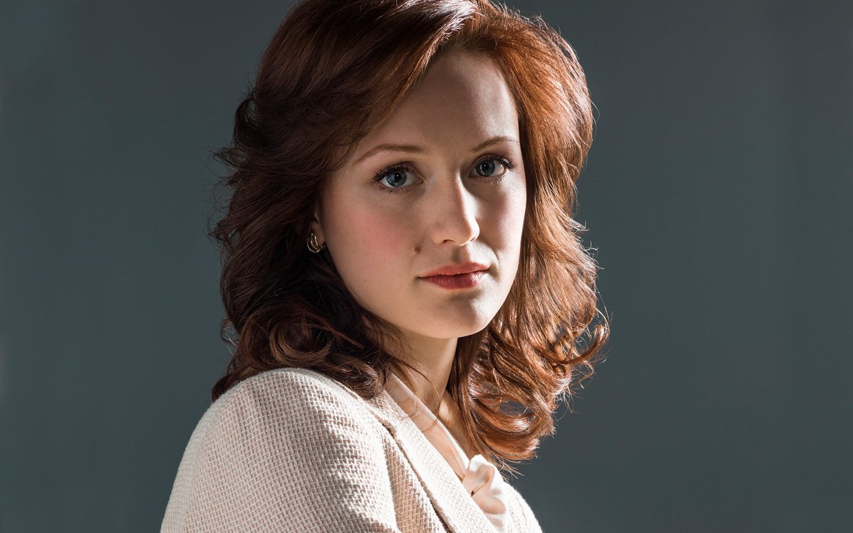 Kerry Bishe | Celeb Masta 34