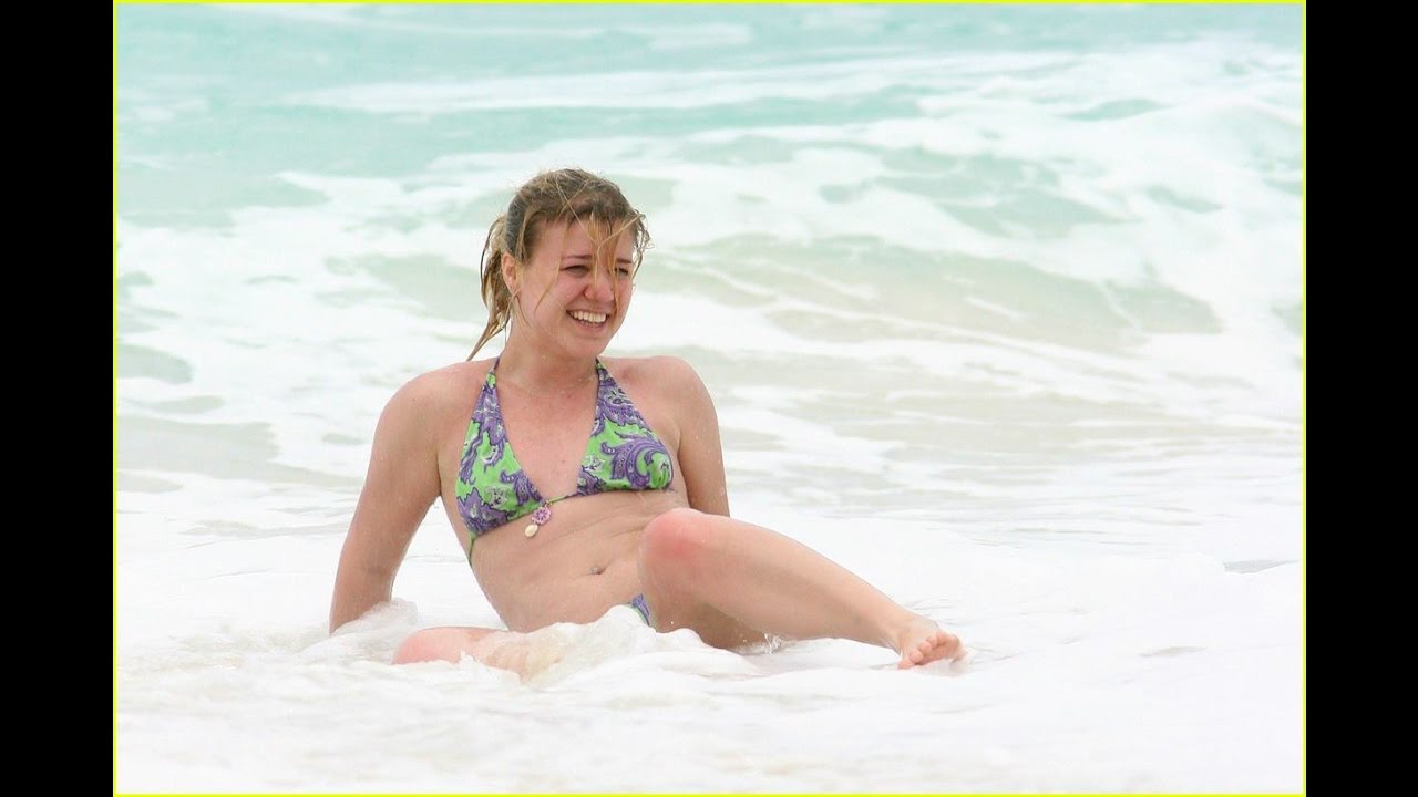 Kelly Clarkson | Celeb Masta 36