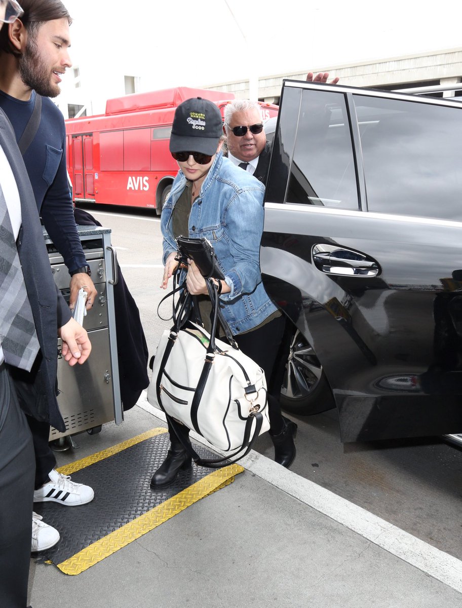 Katherine Langford | Celeb Masta 39