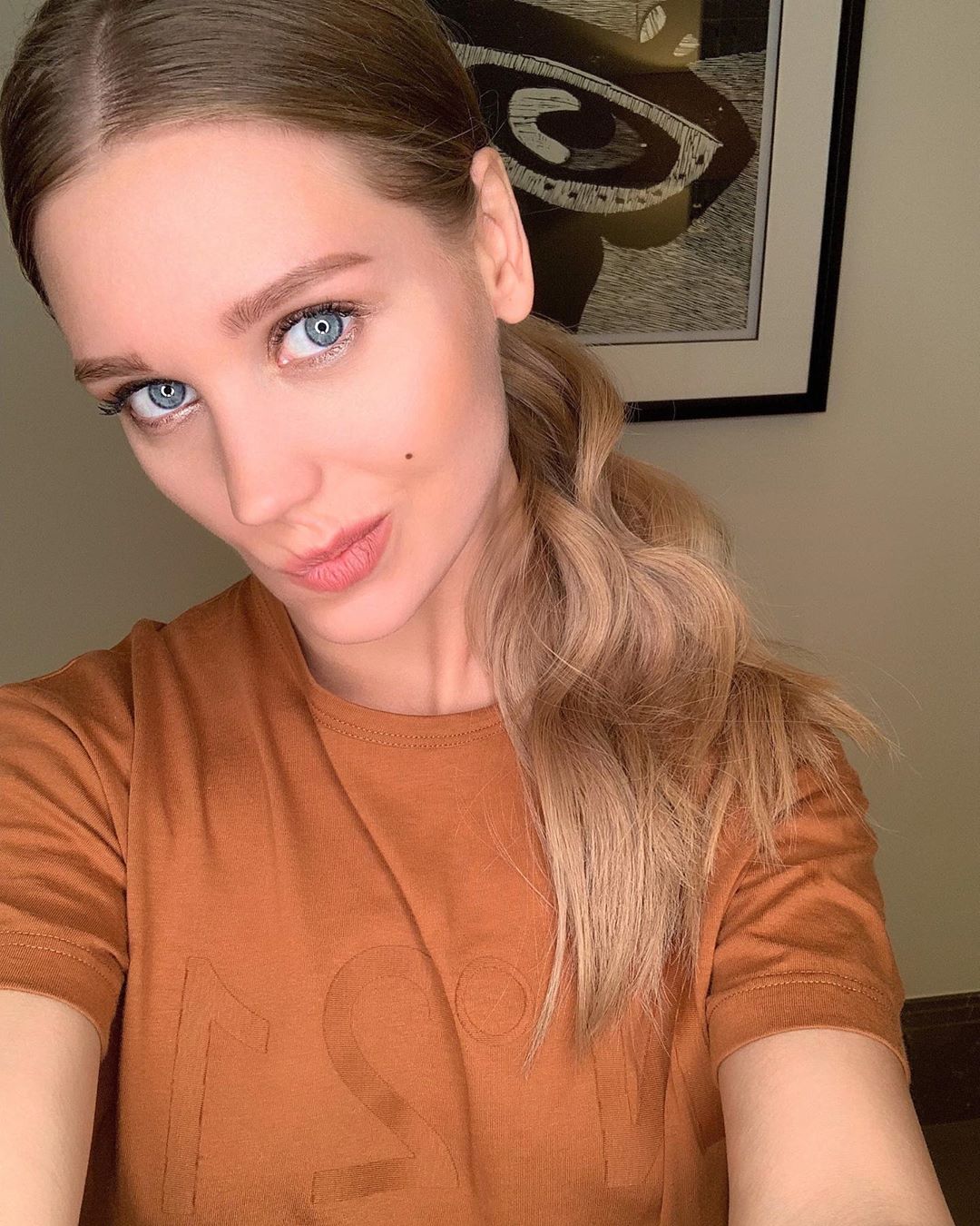 Kristina Asmus | Celeb Masta 18